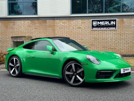 PORSCHE